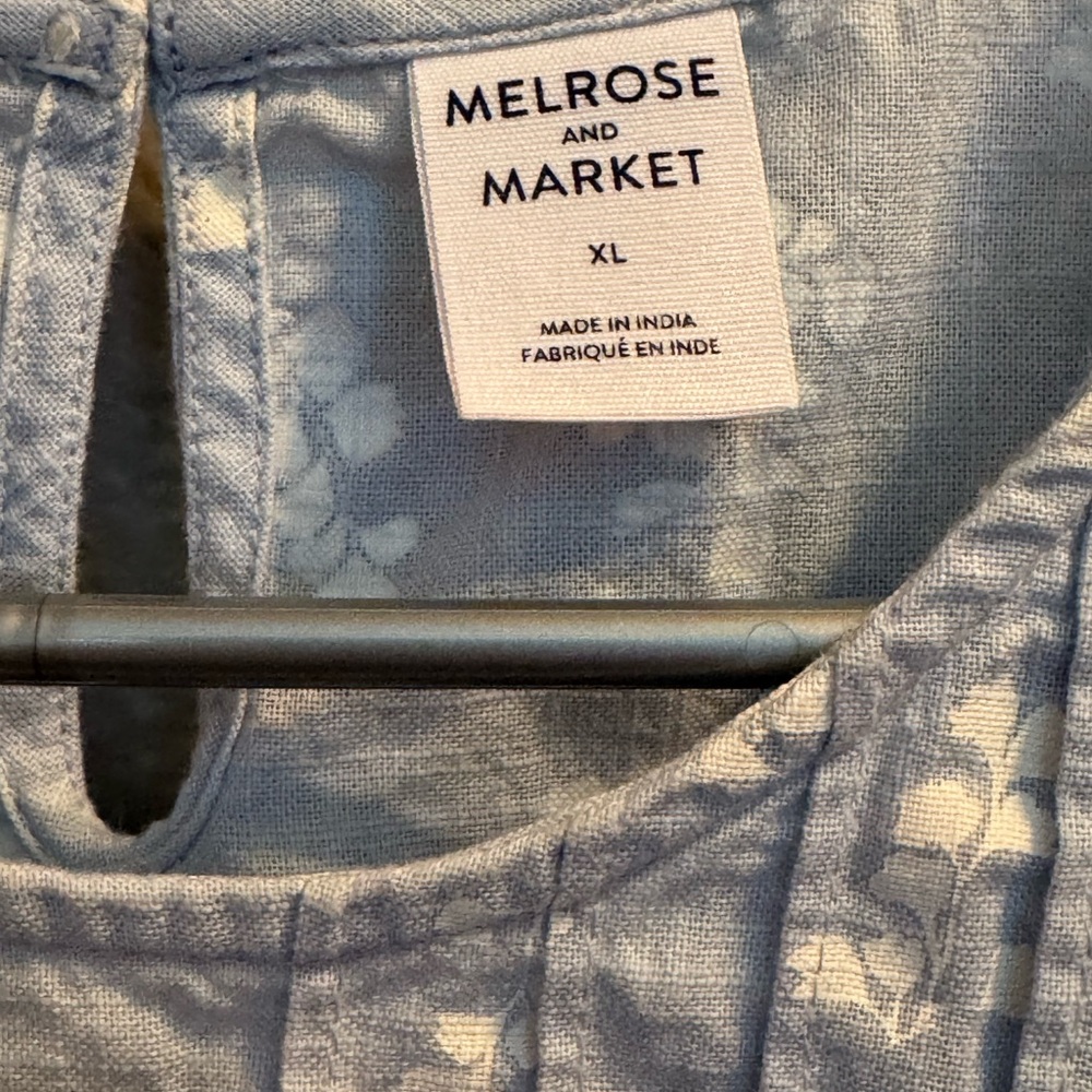 Melrose and Market Light Blue Floral Pintuck Tank - Picture 3 of 5